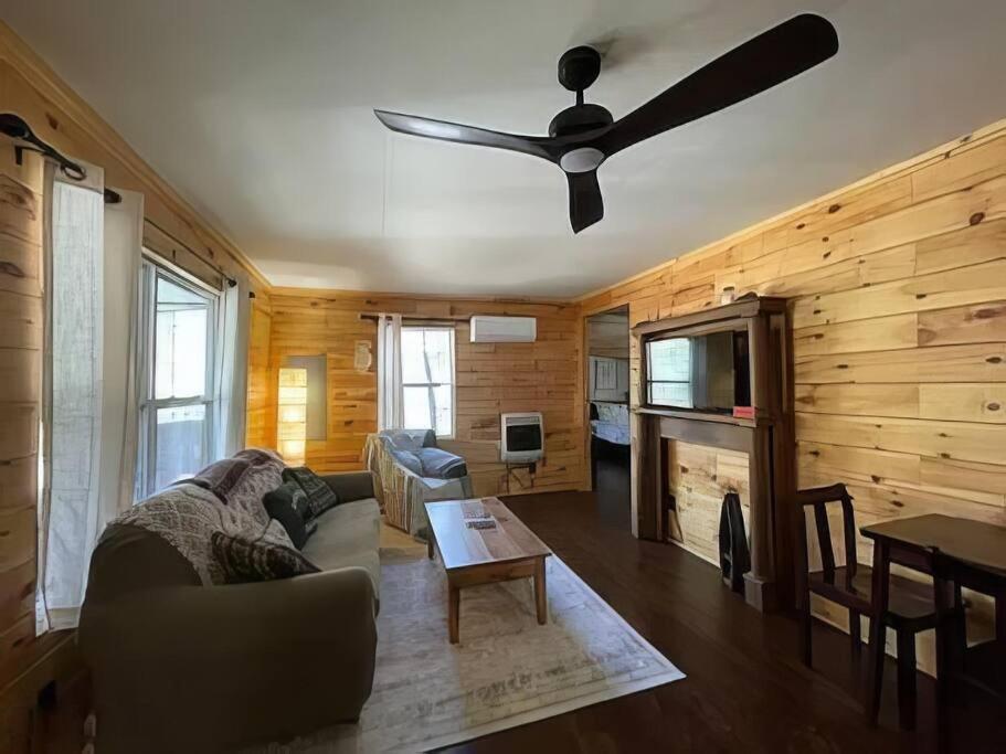 Cameron'S Cottage At The Lake Tallassee ภายนอก รูปภาพ